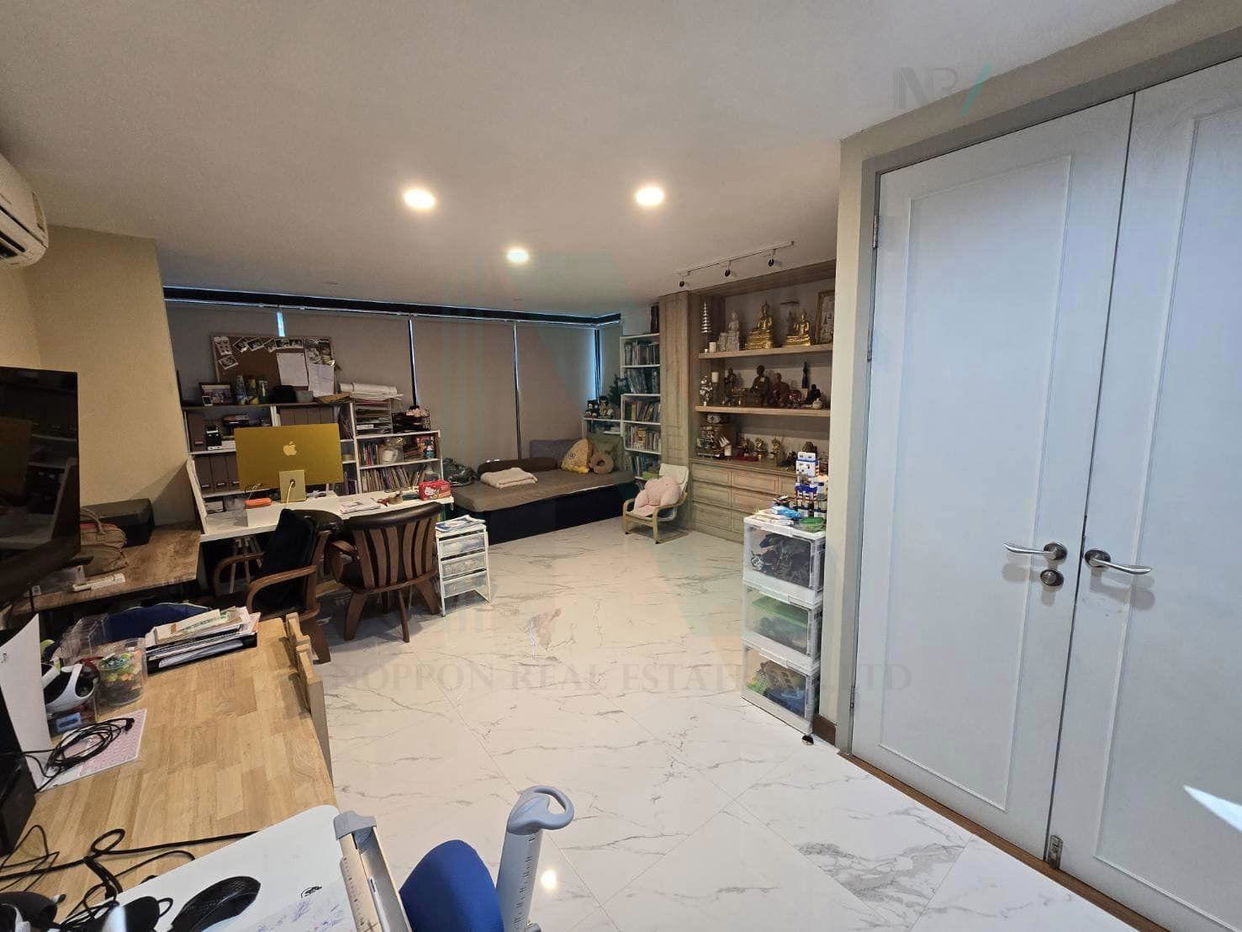 picture 📌 For Rent Town house AREEYA MANDARINA SUKHUMVIT 77 4-story 6 bedroom 5 bathroom - 3/8
