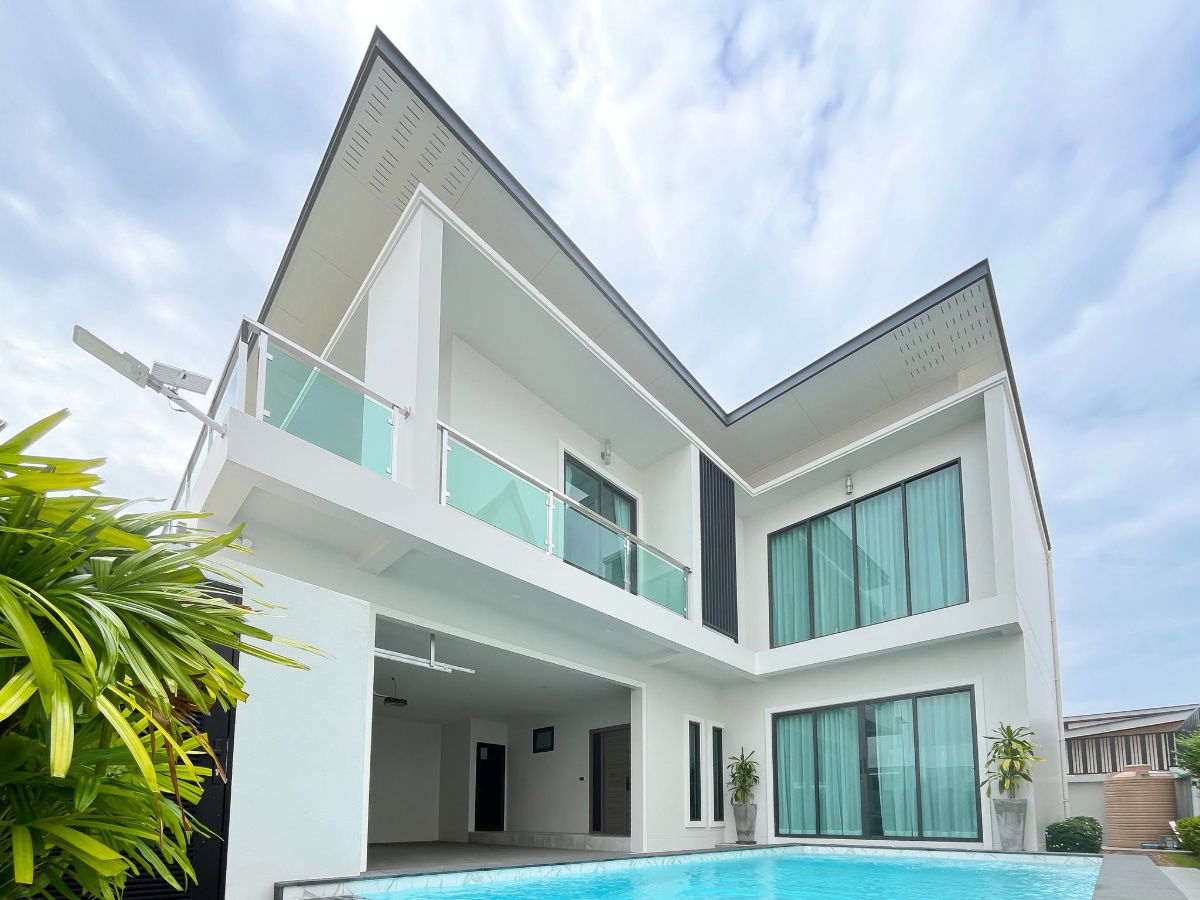 รูป ประกาศขายพูลวิลล่าหรูพัทยา พร้อมเข้าอยู่ Pool Villas for Sale in Pattaya ทุ่งกลม–ตาลหมัน  - รูปที่ 1/28