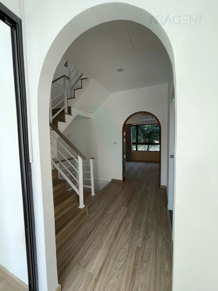 picture 📌 For Sell Town house PATIO SRINAKARIN-RAMA 9 3-story 4 bedroom 3 bathroom - 4/8