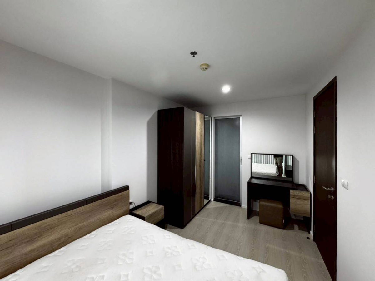 รูป For Rent Condo Rhythm Sathorn - Narathiwas fully furnished (S15-39594) - รูปที่ 25/26