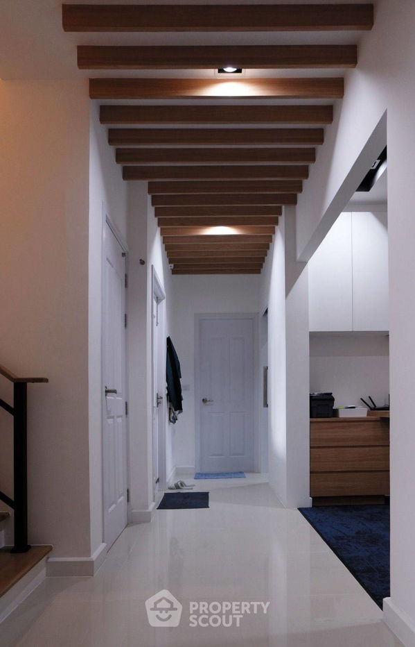 picture 4-BR House in Khlong Nueng (ID 2228875) - 14/18