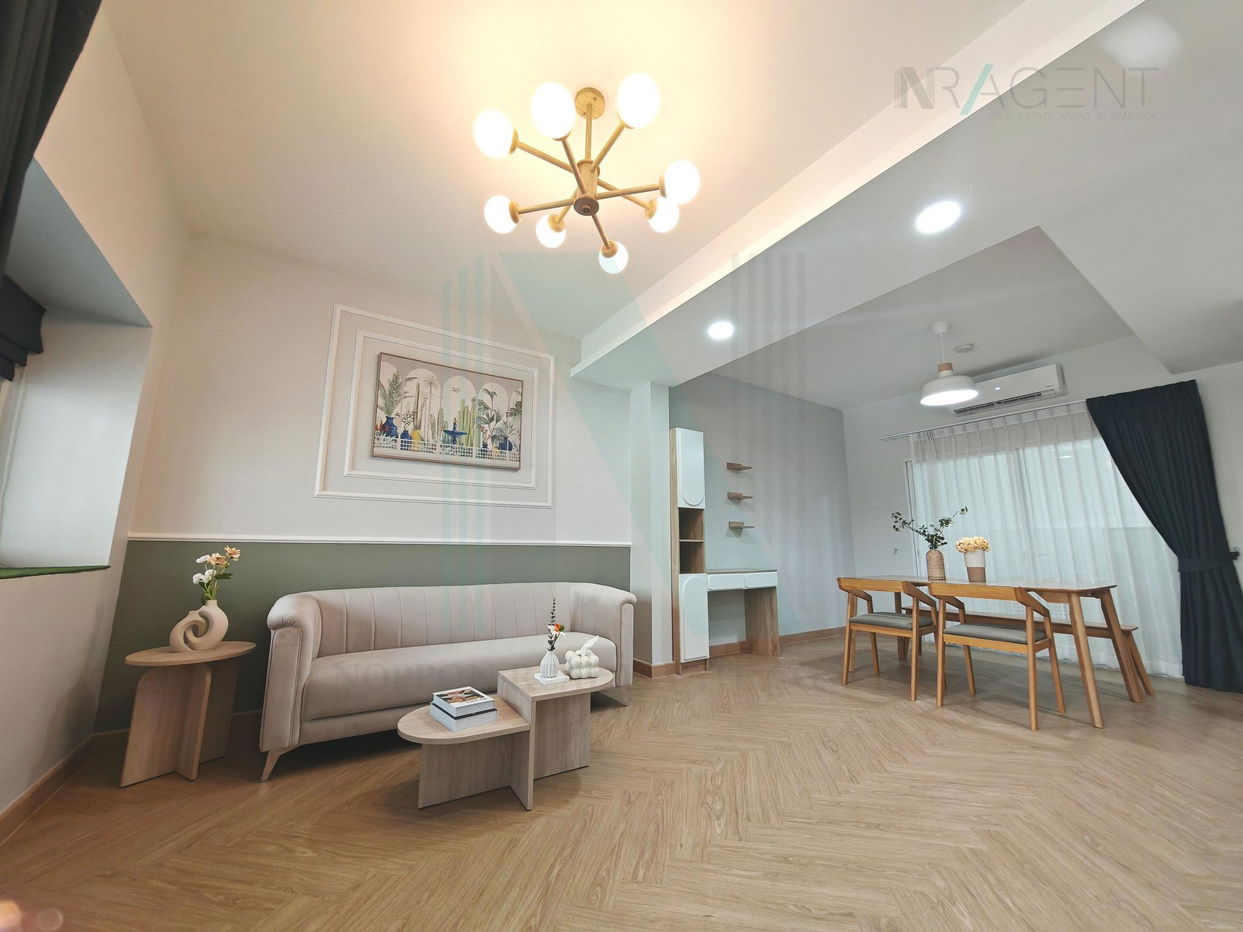 picture 📌 For Sell Town house INDY 2 SRINAKARIN 2-story 2 bedroom 3 bathroom - 2/8
