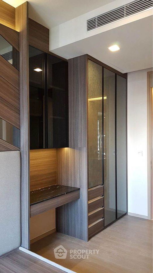 รูป คอนโด 2-ห้องนอน ที่ ดิ เอส อโศก ใกล้ MRT สุขุมวิท (ID 1519085) - รูปที่ 3/7