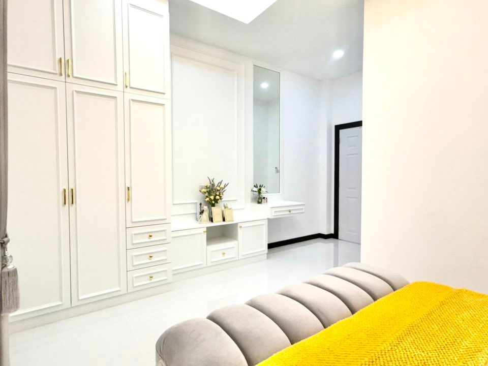 รูป บ้านเดี่ยว 2 ชั้น สร้างใหม่ พร้อมสระว่ายน้ำส่วนตัว - รูปที่ 3/20