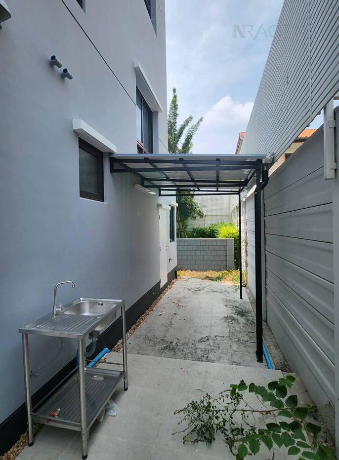 picture 📌 For Rent House THE CITY EKAMAI-LADPRAO 3-story 4 bedroom 5 bathroom - 4/8