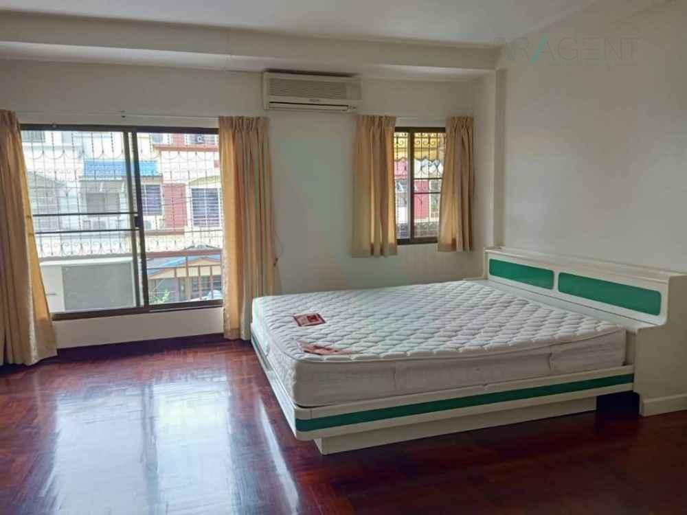picture 📌 For Rent Town house BAAN KLANG MUANG RAMA 9 SOI 43 3-story 3 bedroom 3 bathroom - 3/8