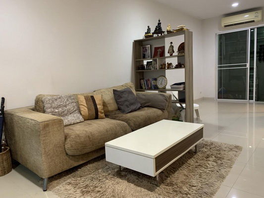รูป [ให้เช่า] บ้านกลางเมือง สาทร-ตากสิน 2 / 3 ห้องนอน 3 ห้องน้ำ / 20 ตรว. 180 ตรม. **33,000** ทาวน์โฮม 3 ชั้นติดถนนใหญ่ ใกล้รถไฟฟ้าบีทีเอสวุฒากาศ - รูปที่ 2/9