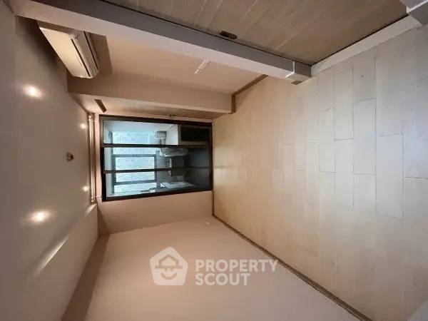 picture 1-BR Condo at Klass Silom near BTS Chong Nonsi (ID 2277533) - 1/5