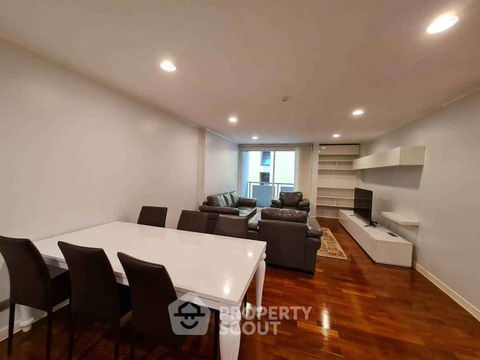 3-BR Condo at Baan Siri Ruedee Condominium near BTS Phloen Chit (ID 2088139)