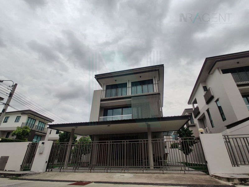 บ้านเดี่ยวให้เช่า : 📌 ให้เช่าบ้านเดี่ยว 3 ชั้น เอคิว อาร์เบอร์ 3 ห้องนอน 4 ห้องน้ำ