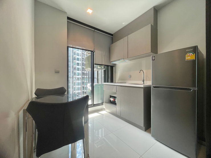 picture #Z2077 Condo for rent at Life Asoke - Rama 9 - 5/8