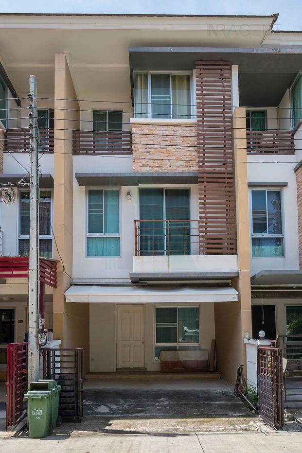 picture 📌 For Sell Twin house PLUS CITY PARK NGAMWONGWAN 25 2-story 3 bedroom 3 bathroom - 1/8