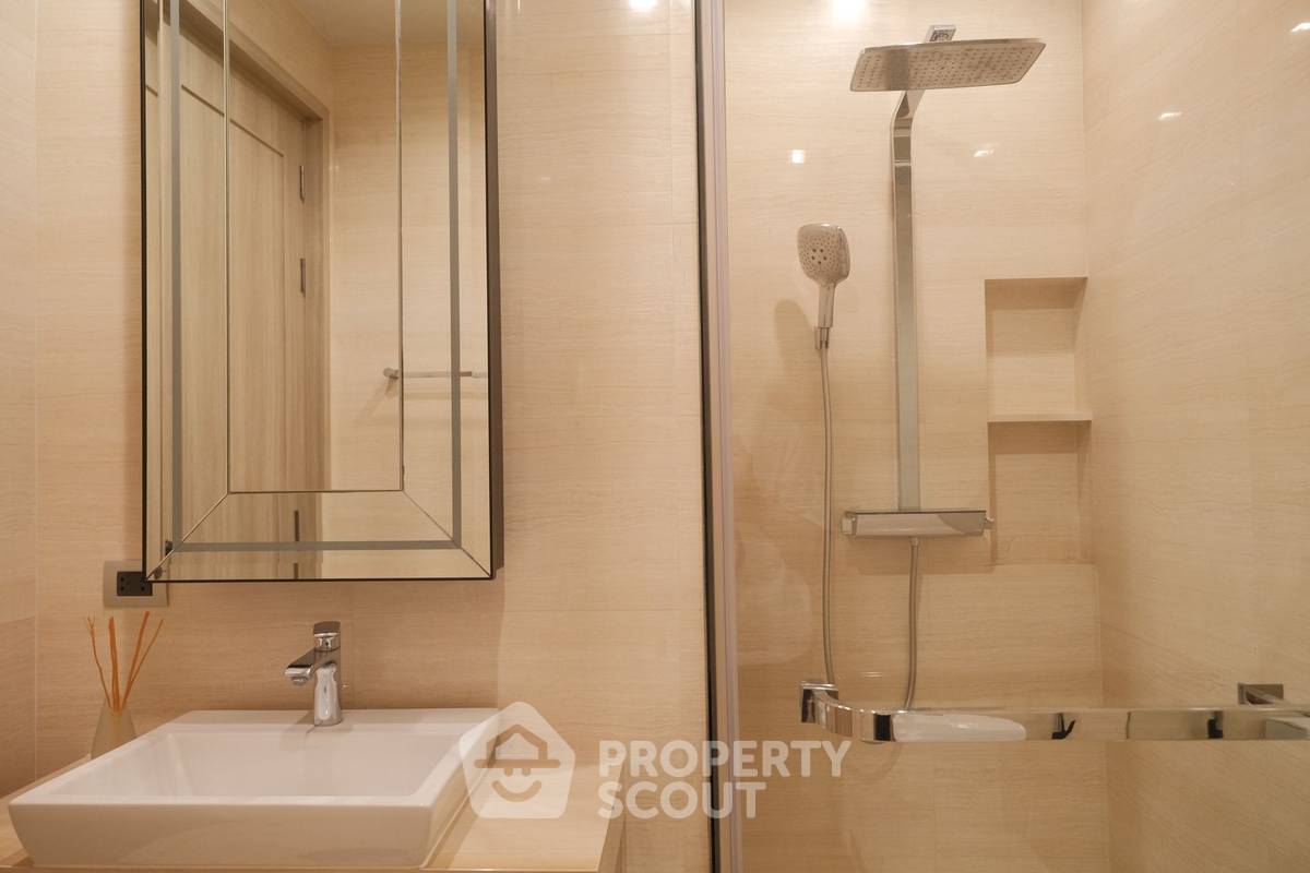 picture 2-BR Condo at The XXXIX By Sansiri near BTS Phrom Phong (ID 1717348) - 6/11