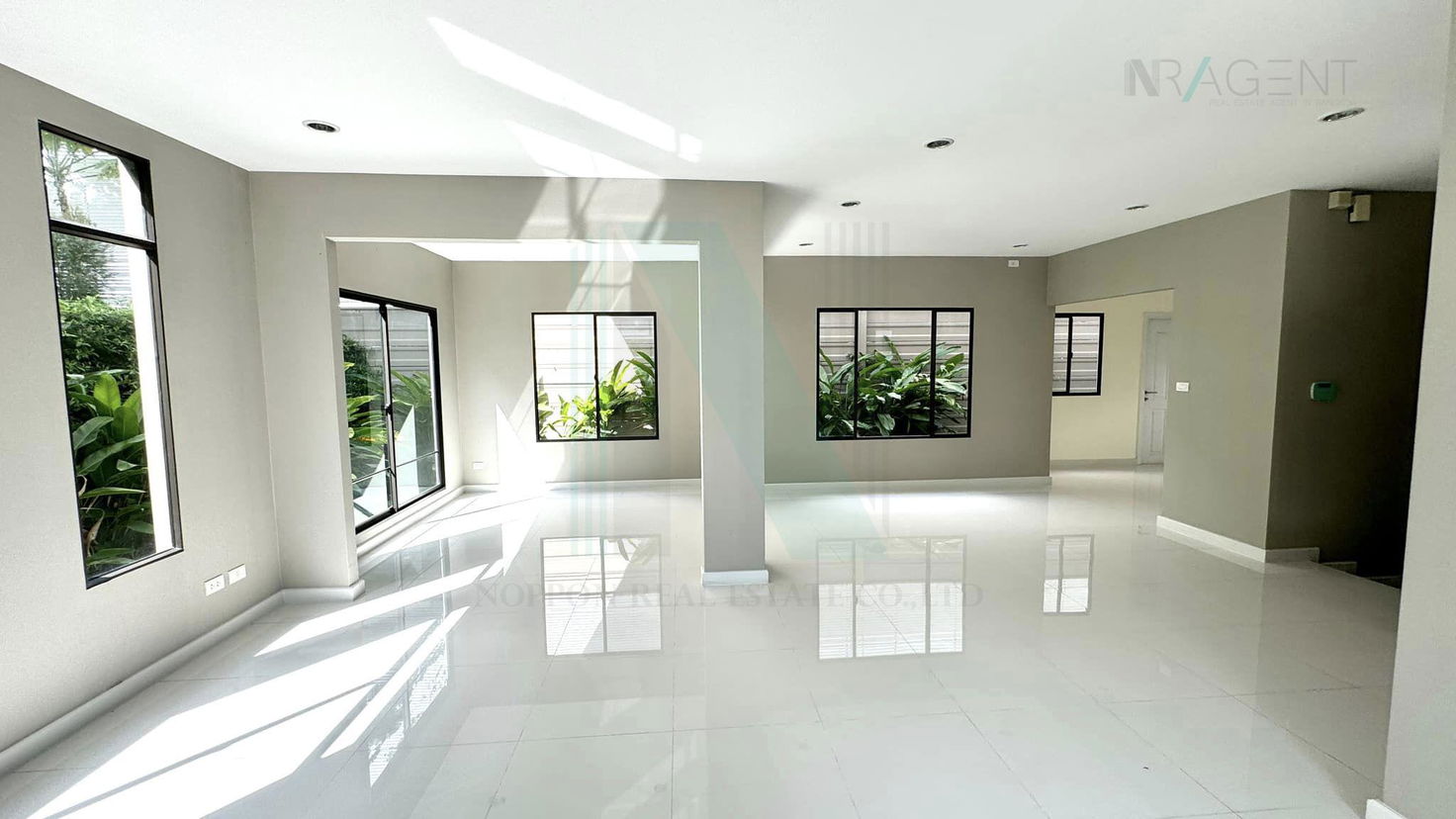 picture 📌 For Sell House PASSORN PRESTIGE BANGNA-SUVARNABHUMI 2-story 3 bedroom 3 bathroom - 2/8