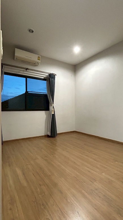 รูป บ้านเช่าทาวน์โฮม 3 ชั้น รัชดา-ลาดพร้าว - รูปที่ 18/22