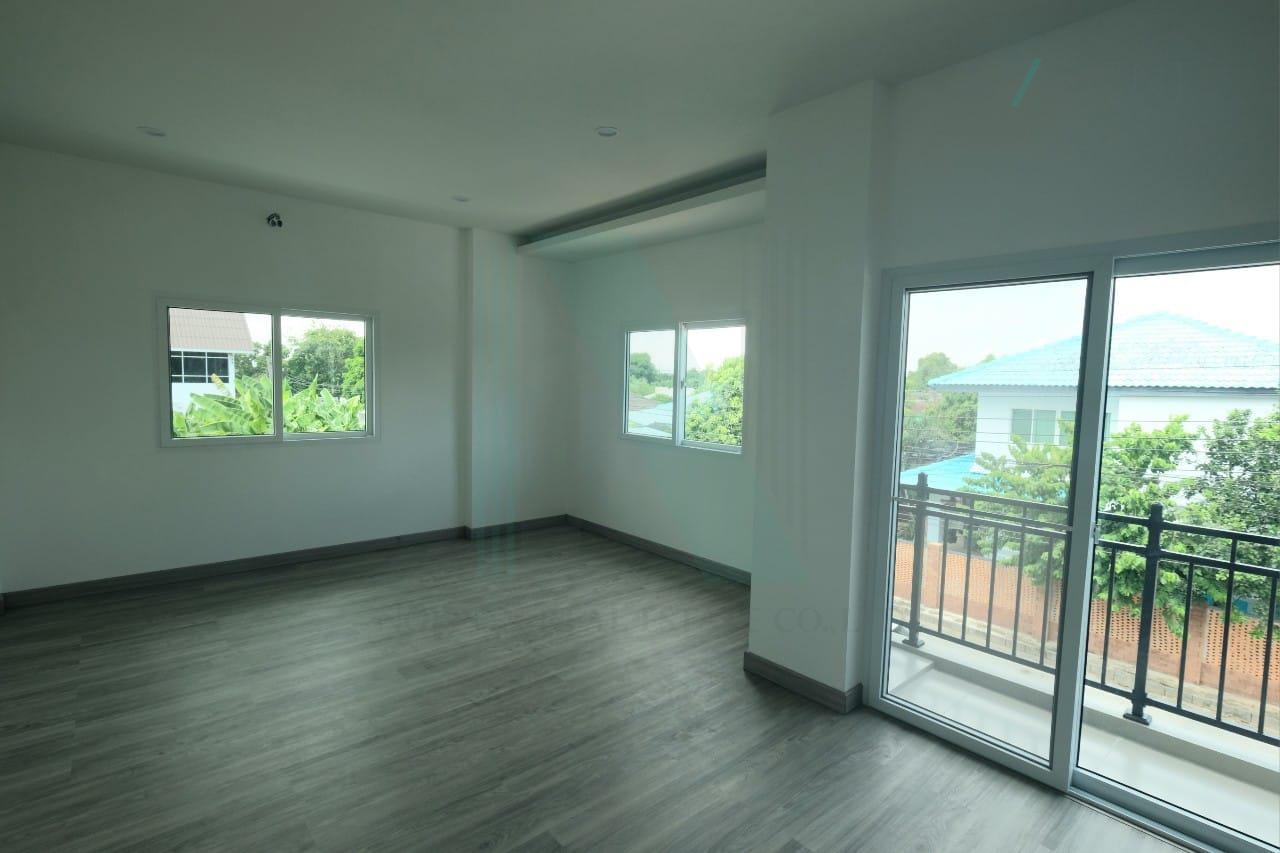 picture 📌 For Sell House BAAN MITPRACHA VILLA 2-story 4 bedroom 3 bathroom - 8/8