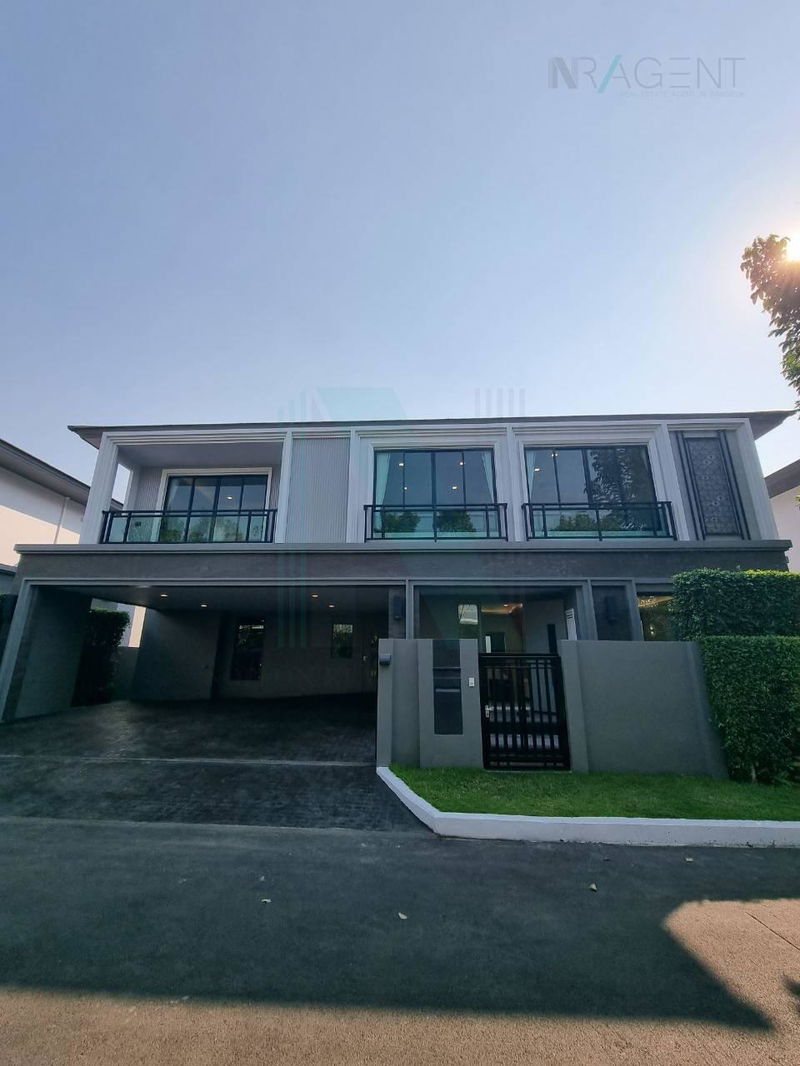 ขายบ้านเดี่ยว : 📌 ขายบ้านเดี่ยว โครงการ เบลกราเวีย เอ็กซ์คลูซีฟ พูลวิลล่า บางนา-พระราม 9 2 ชั้น 4 ห้องนอน 5 ห้องน้ำ