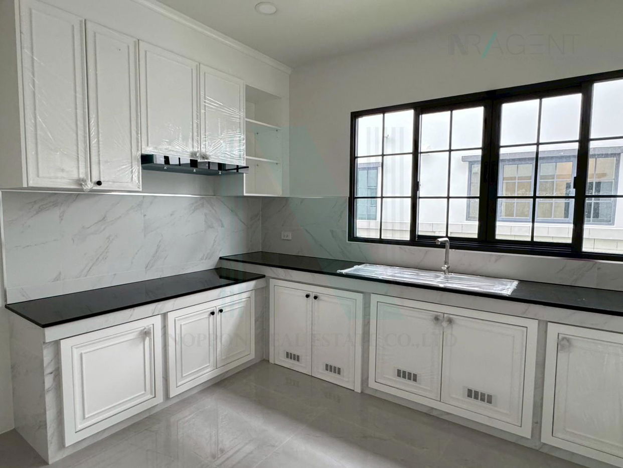 picture 📌 For Rent 2-story House THE CITY BANGNA 2 5 bedroom 6 bathroom - 4/8