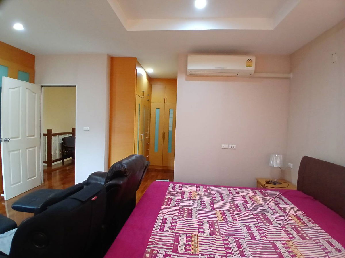 picture 2-storey detached house for rent, Laddarom Watcharapol-Rattanakosin - 27/42