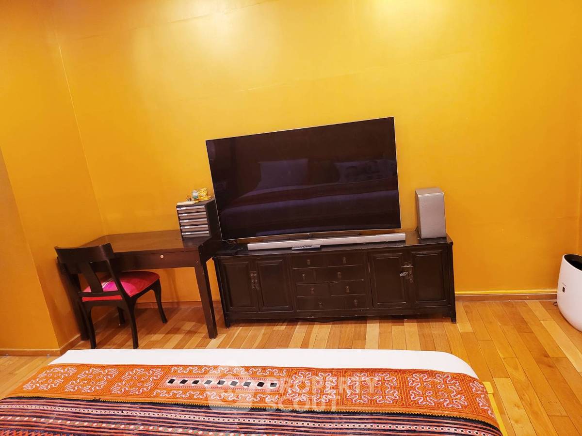 picture 2-BR Condo at The Emporio Place near BTS Phrom Phong (ID 621234) - 38/42