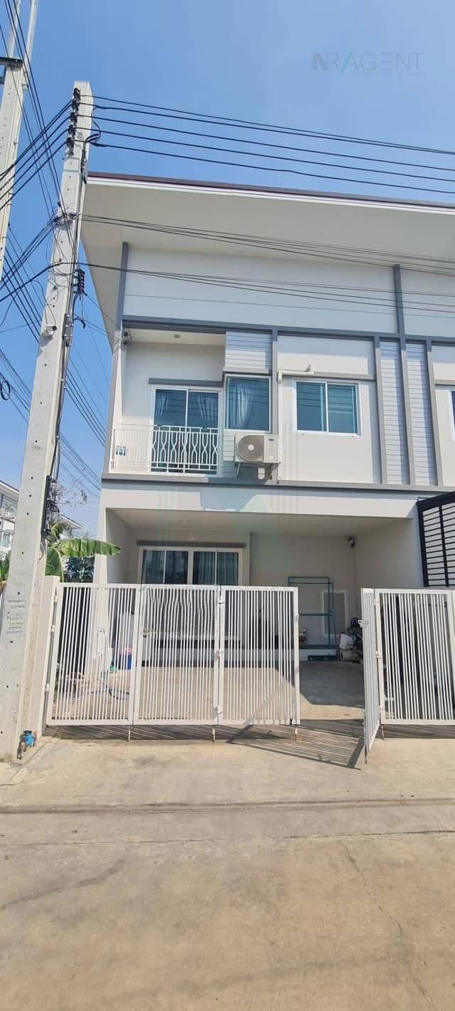 Townhouses for sale : 📌 For Sell Town house THE MIRACLE THEPHARAK 2-story 3 bedroom 3 bathroom