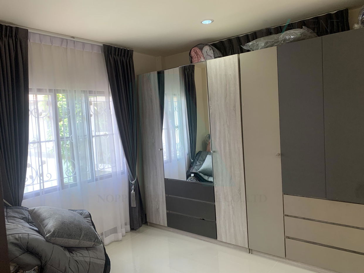 picture 📌 For Rent House K.C. PARKVILLE 3 2-story 3 bedroom 3 bathroom - 4/8