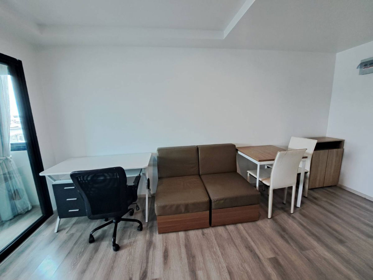 picture 7,500 baht/month 1/1 bed The Excel bearing sukhumvit 105 BTS Bearing - 2/11