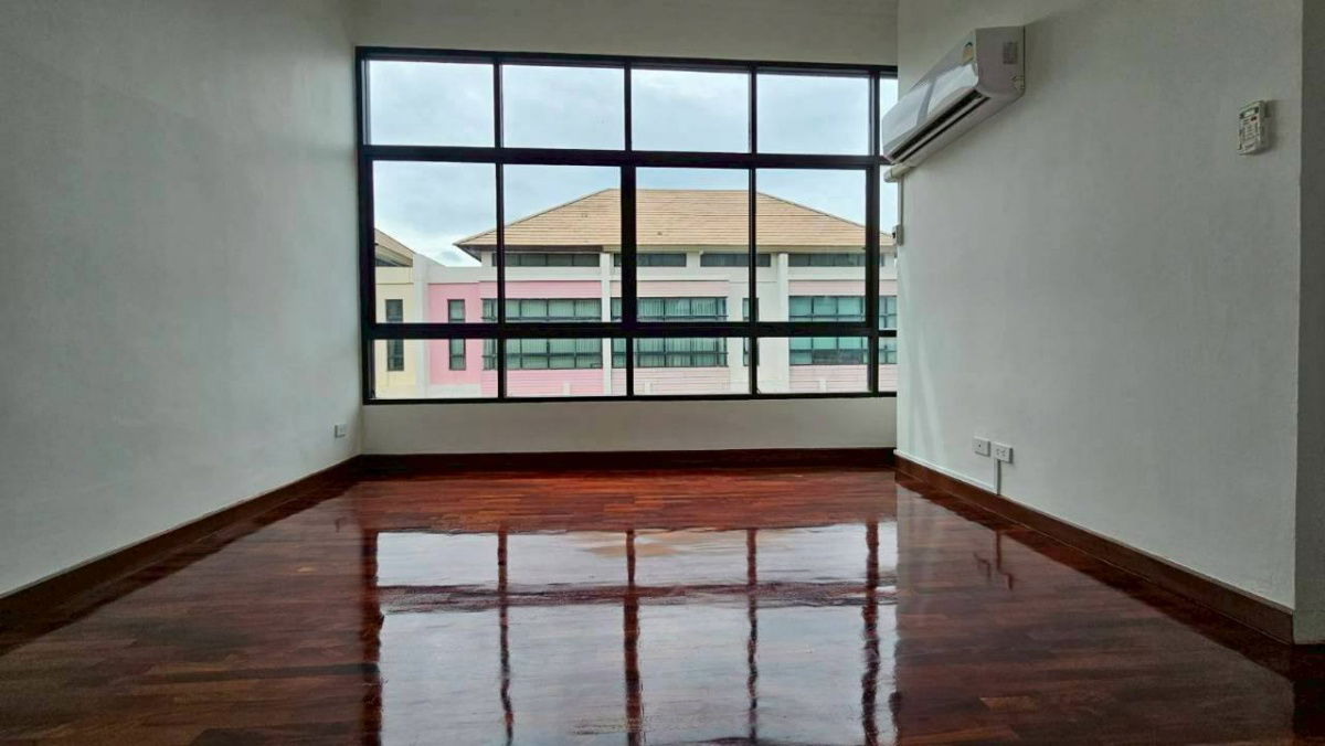 รูป ขายโฮมออฟฟิศ 4 ชั้น เดอะ ฮาบิแทท ศรีวรา ทาวน์อินทาวน์ 25 ตร.วา พื้นที่ใช้สอย 300 ตร.ม. 4 ห้องนอน 4 ห้องน้ำ ขาย 13.75 ลบ.* - รูปที่ 18/20