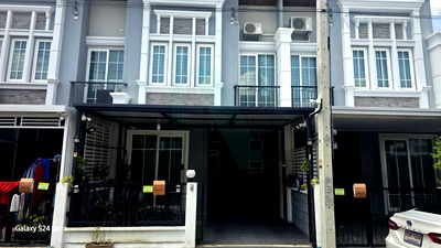 Townhouses for sale : 📌 For Sell Town house GOLDEN TOWN 3 BANGNA-SUANLUANG 2-story 4 bedroom 2 bathroom