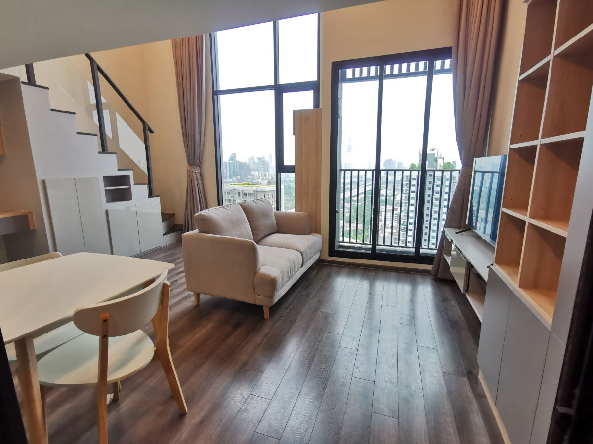 รูป ( พร้อมอยู่แล้ว!! )✅️Duplex 1 Bedroom 40 ตร.ม. Knightsbridge Space Rama 9 ใกล้ MRT พระราม 9 และแยกพระราม 9-ดินแดง - รูปที่ 1/11