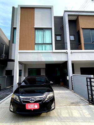 ขายทาวน์โฮม : 📌 ขายทาวน์เฮาส์ โครงการ พลีโน่ สุขุมวิท-บางนา 2 2 ชั้น 3 ห้องนอน 3 ห้องน้ำ