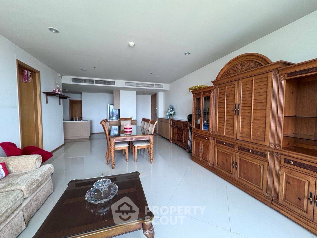 รูป คอนโด 2-ห้องนอน ที่ ดิ เอ็มไพร์ เพลส ใกล้ BTS เซนต์หลุยส์ (ID 2279613) - รูปที่ 2/39