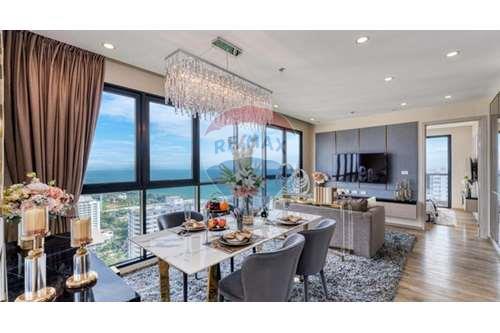picture [920471004-429] Modern Luxury Condo - The Panora - 5/19