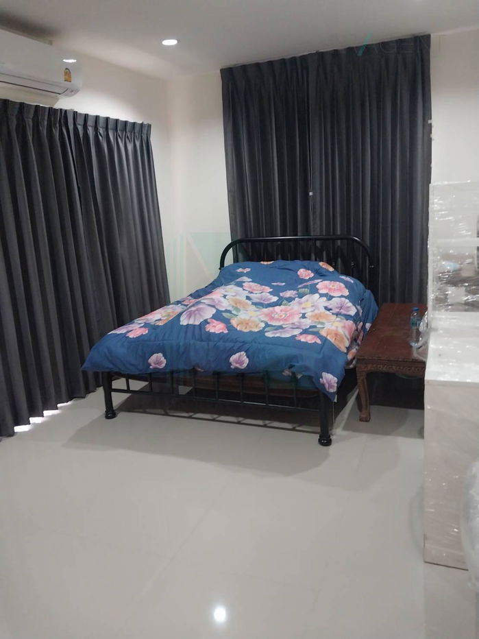 picture 📌 For Rent House K.C. PARKVILLE 3 2-story 3 bedroom 3 bathroom - 2/8
