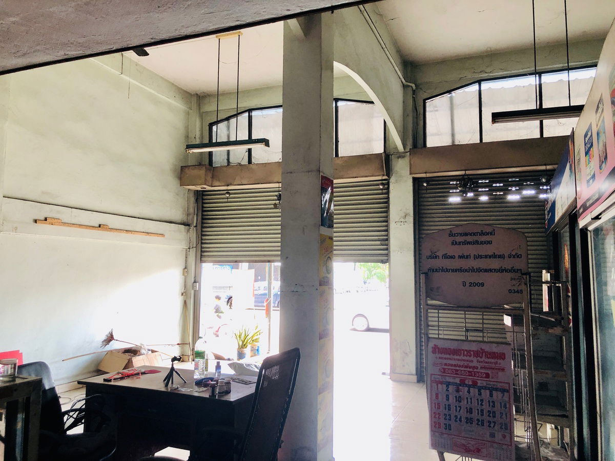 picture Commercial building for sale with land, 2 units next to each other, 4 and a half floors, good location, next to On Nut main road. Prawet. - 3/7