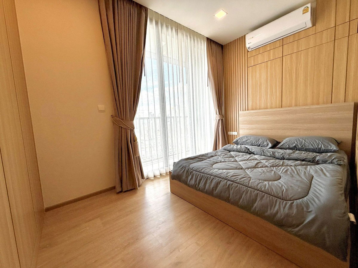 picture For rent: XT Phayathai, has a balcony, no blocked view, very beautiful room, lots of space. - 2/11
