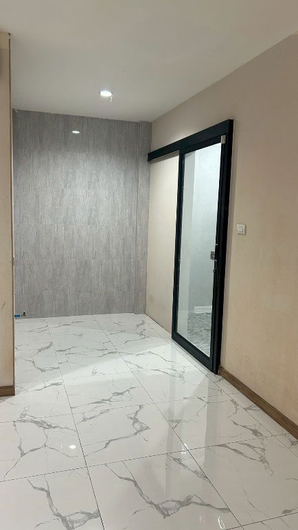 รูป บ้านเช่าทาวน์โฮม 3 ชั้น รัชดา-ลาดพร้าว - รูปที่ 22/22