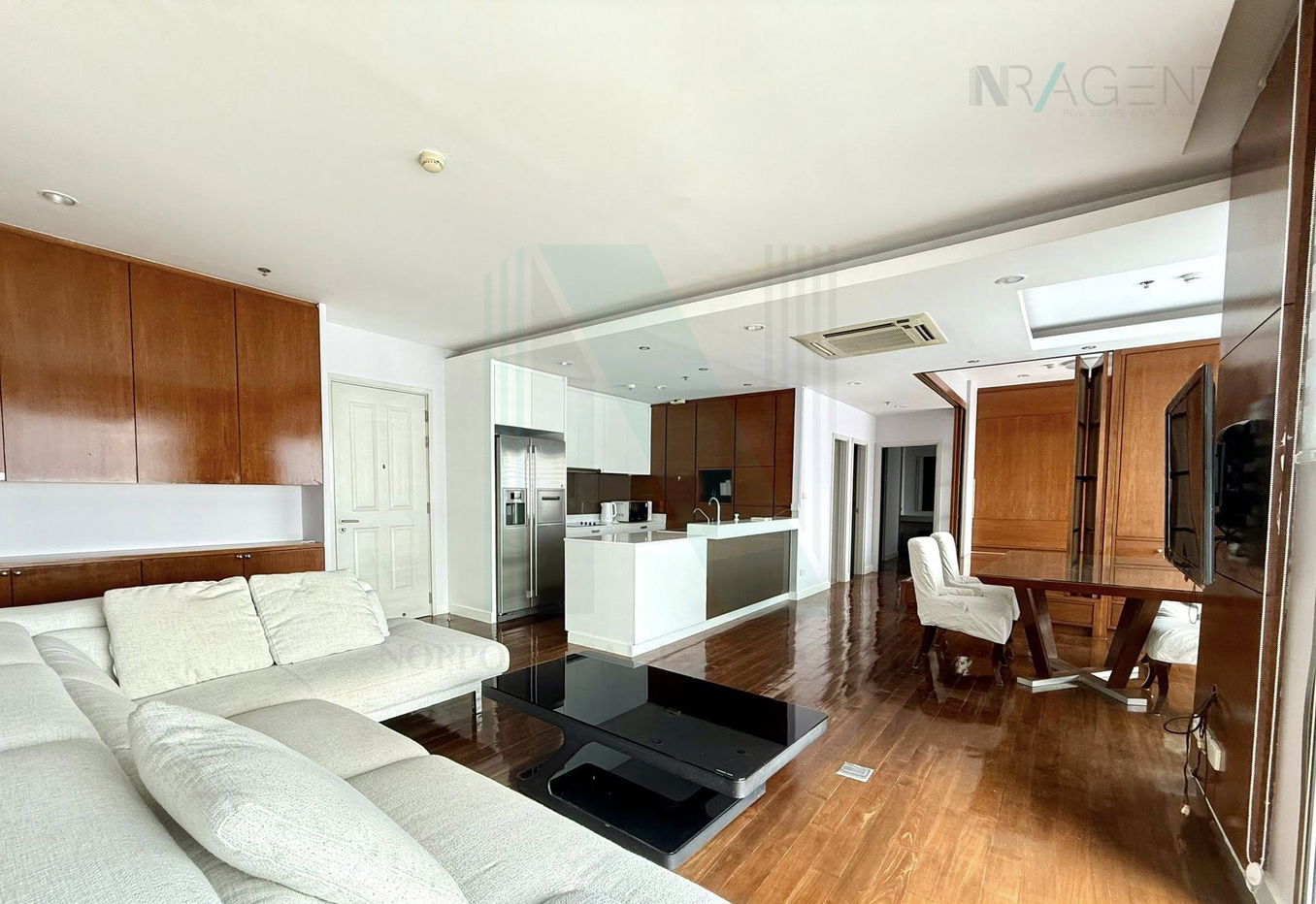 picture 📌 For Rent Condo HIVE SATHORN Building 1, Floor 31,1 bed room, Room size 101.00 sqm - 2/8