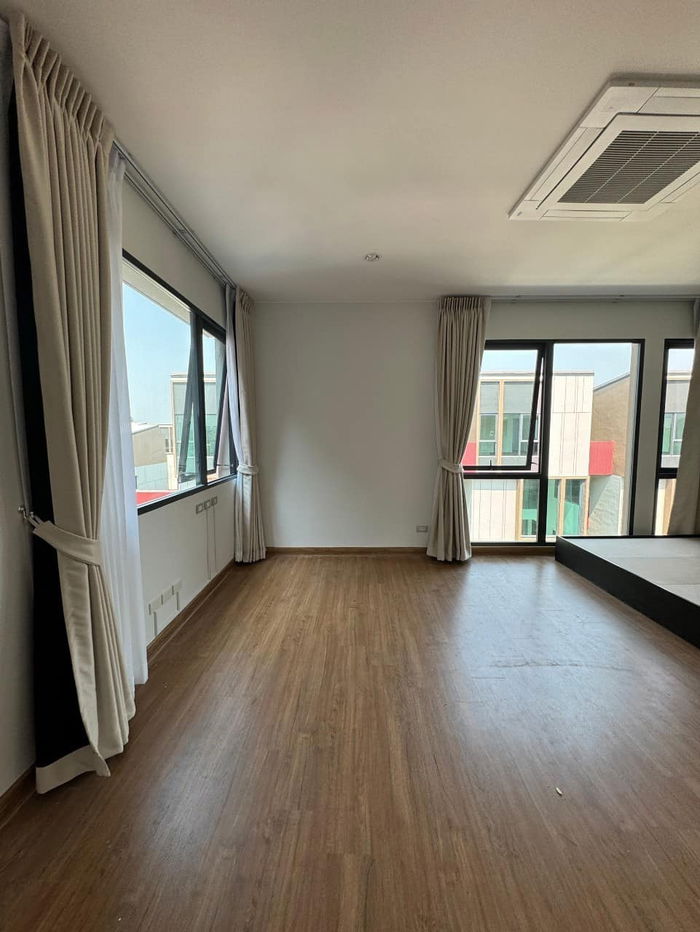 รูป บ้านให้เช่า Baan Klang Muang Classe Sukhumvit 77 (บ้านกลางเมือง คลาสเซ่ สุขุมวิท 77) บ้านแบบ Pyrope - รูปที่ 7/28
