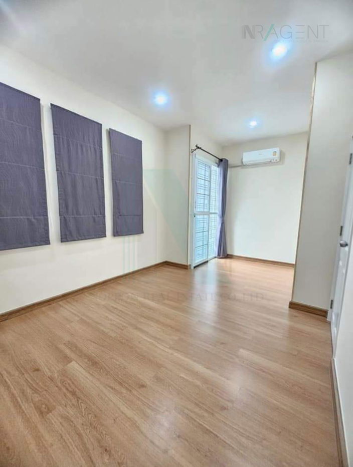 picture 📌 For Sell Town house GOLDEN TOWN RAMINTRA - WONGWAEN 2-story 4 bedroom 2 bathroom - 7/8