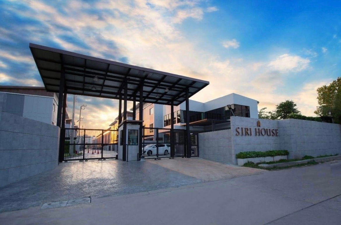 รูป บ้านเช่าทาวน์โฮม 3 ชั้น รัชดา-ลาดพร้าว - รูปที่ 1/22