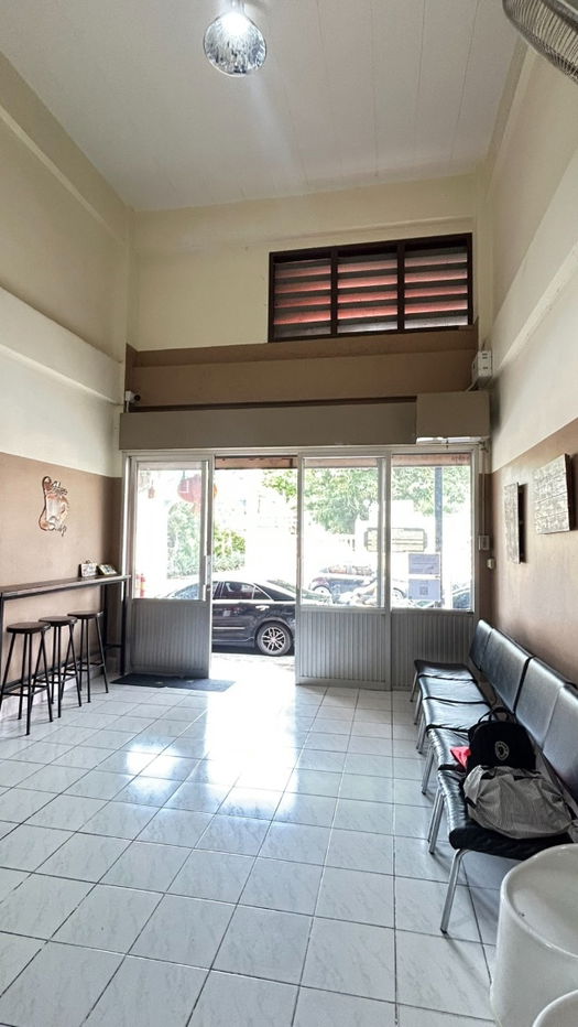 รูป ขายตึกแถว / อาคารพาณิชย์ 3 ชั้นครึ่ง 20 ตร.วา ใจกลางเมืองโคราช   ทำเล Education Hub ตรงข้ามโรงเรียนวัดสระแก้ว  - รูปที่ 9/24