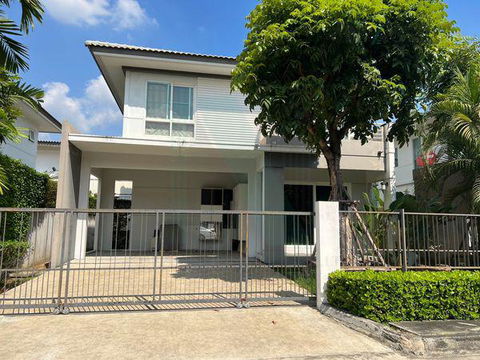 📌 ขายบ้านเดี่ยว โครงการ มัณฑนา เลค วัชรพล 2 ชั้น 3 ห้องนอน 3 ห้องน้ำ