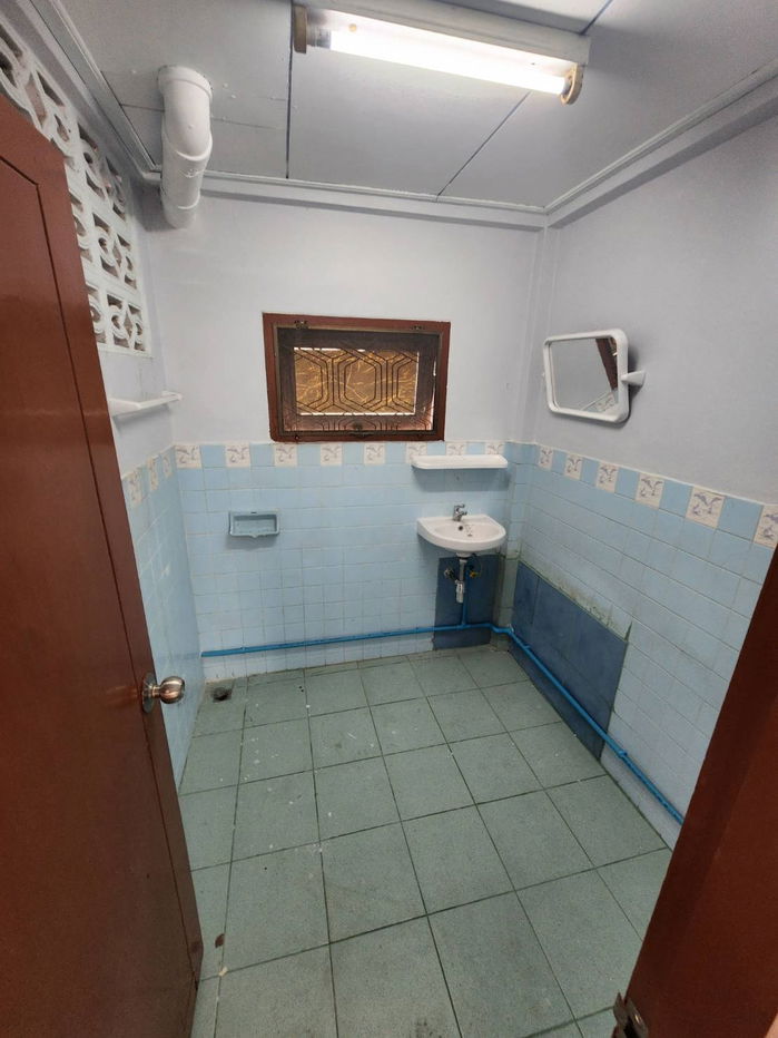 รูป รร.นานาชาติฮีทฟิลด์ 1กม. MRT สัมมากร 1กม.ให้เช่าบ้านเดี่ยว 2 ชั้น 50ตร.วา. 165ตร.ม.รร.เตรียมอุดมศึกษาน้อม 500ม. 3นอน 2 น้ำ - รูปที่ 10/23