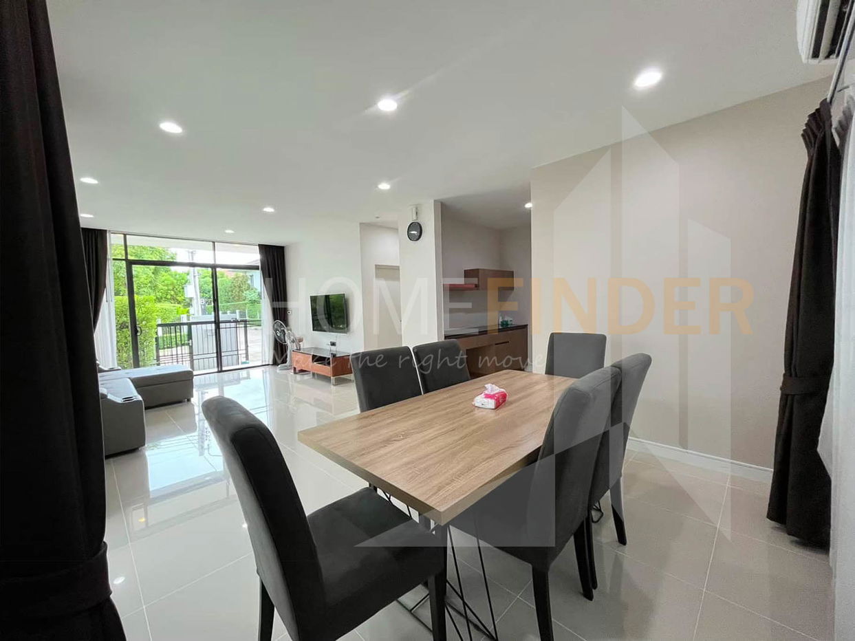 รูป Baan Setthasiri Krungthep Kreetha 1 3 bedrooms, for rent - รูปที่ 3/9