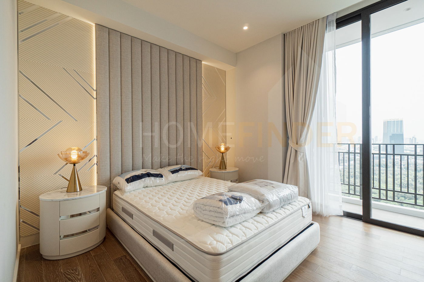 picture MUNIQ Langsuan 3 bedrooms, for rent - 5/10