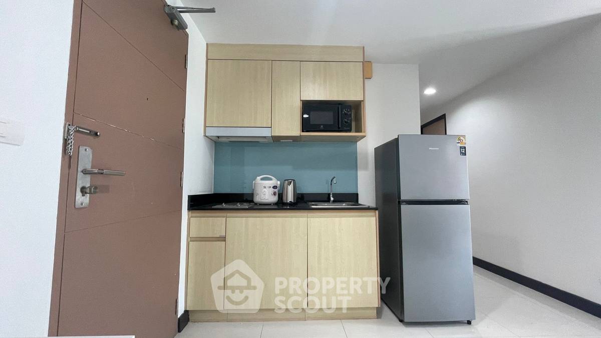 picture 2-BR Condo at Ideo Blucove Sathorn near BTS Wongwian Yai (ID 2277884) - 6/18