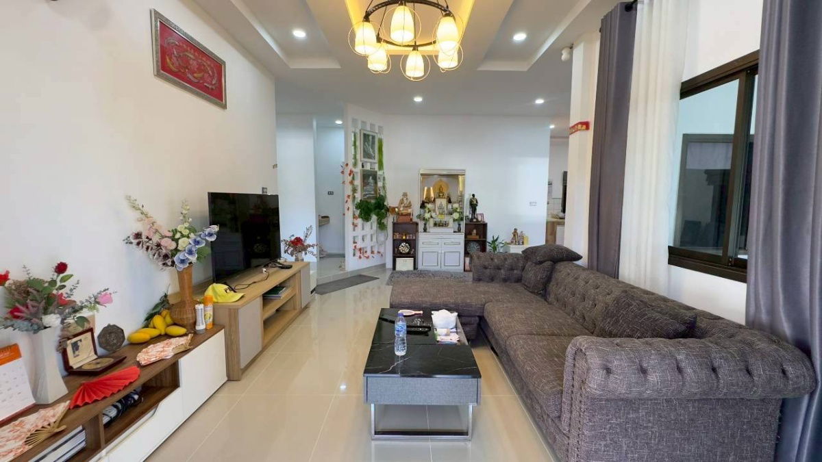 picture Udomsuk Pa Khlok Phuket WR-03678 - 2/12