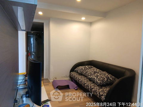 2-BR Condo at 15 Sukhumvit Residences near BTS Nana (ID 1471820)