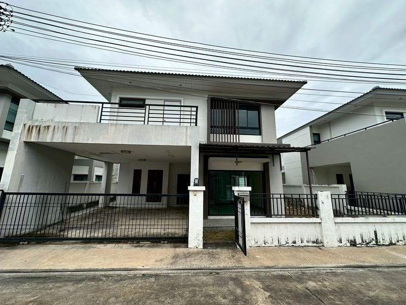 รูป บ้านเดี่ยวมือสอง ใกล้ห้างเจปาร์ค หมู่บ้านเดอะคอมพลีท ศรีราชา ชลบุรี  - รูปที่ 1/20